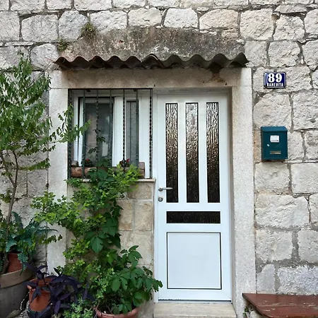 Sweet In The Old Center Of Varos Apartament Split